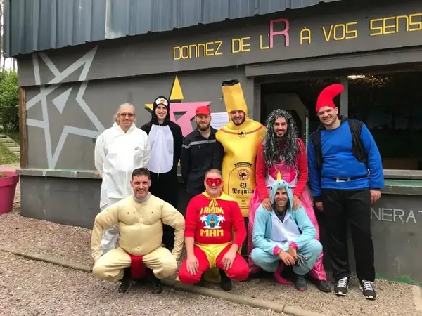 Ambiance conviviale après la partie